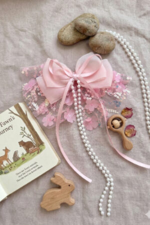 Takabee Elegant Lace & Pearl Hair Bow - Pink